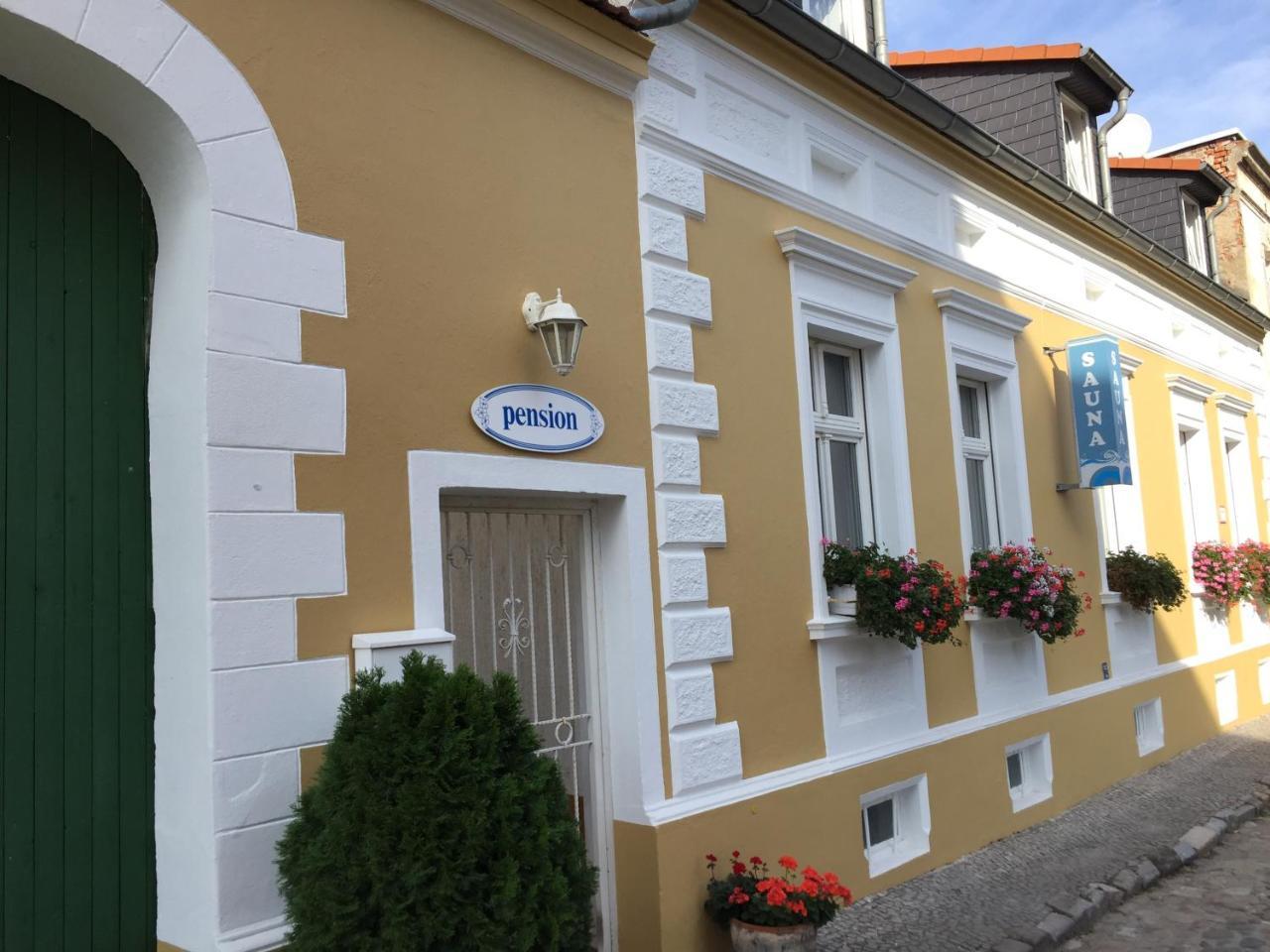 Pension & Sauna Am Lorenz Calbe 외부 사진