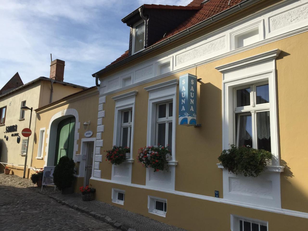 Pension & Sauna Am Lorenz Calbe 외부 사진